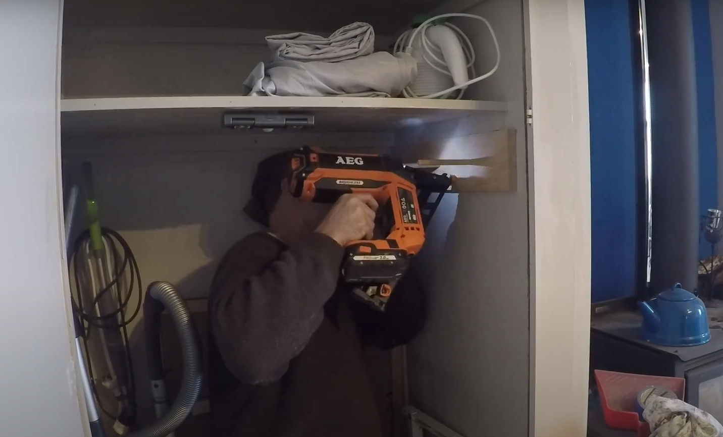 AEG 18V Brushless 15GA DA Finish Nailer