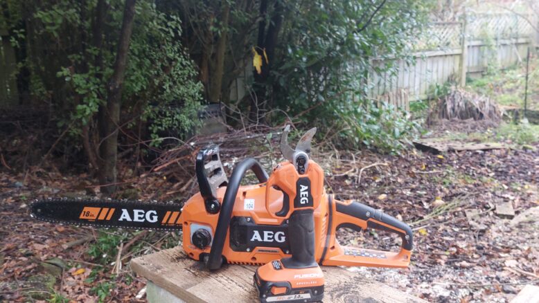 AEG Chainsaw